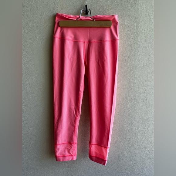 Victoria Secret Sport neon pink leggings - Picture 1 of 5